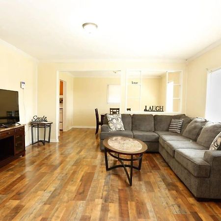 Cozy Retreat For Your Upcoming Trip Knoxville Exteriör bild